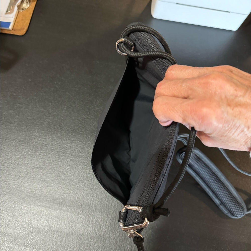 Lululemon Patch Logo Bag - image 4